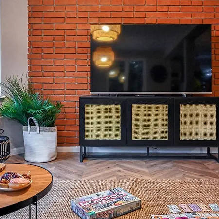 Lovely In With Sauna Apartment *